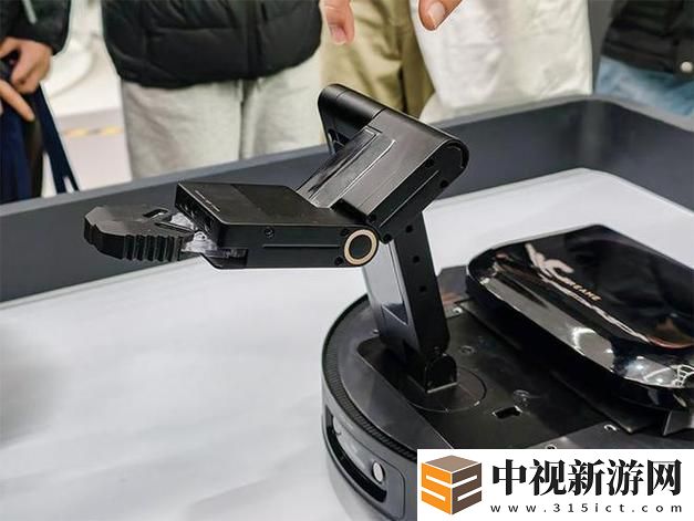 掃地機器人進化新形態追覓仿生多關節機械手震撼登場